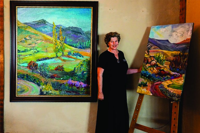 Lead image - Canvas and clay - Sandra V11